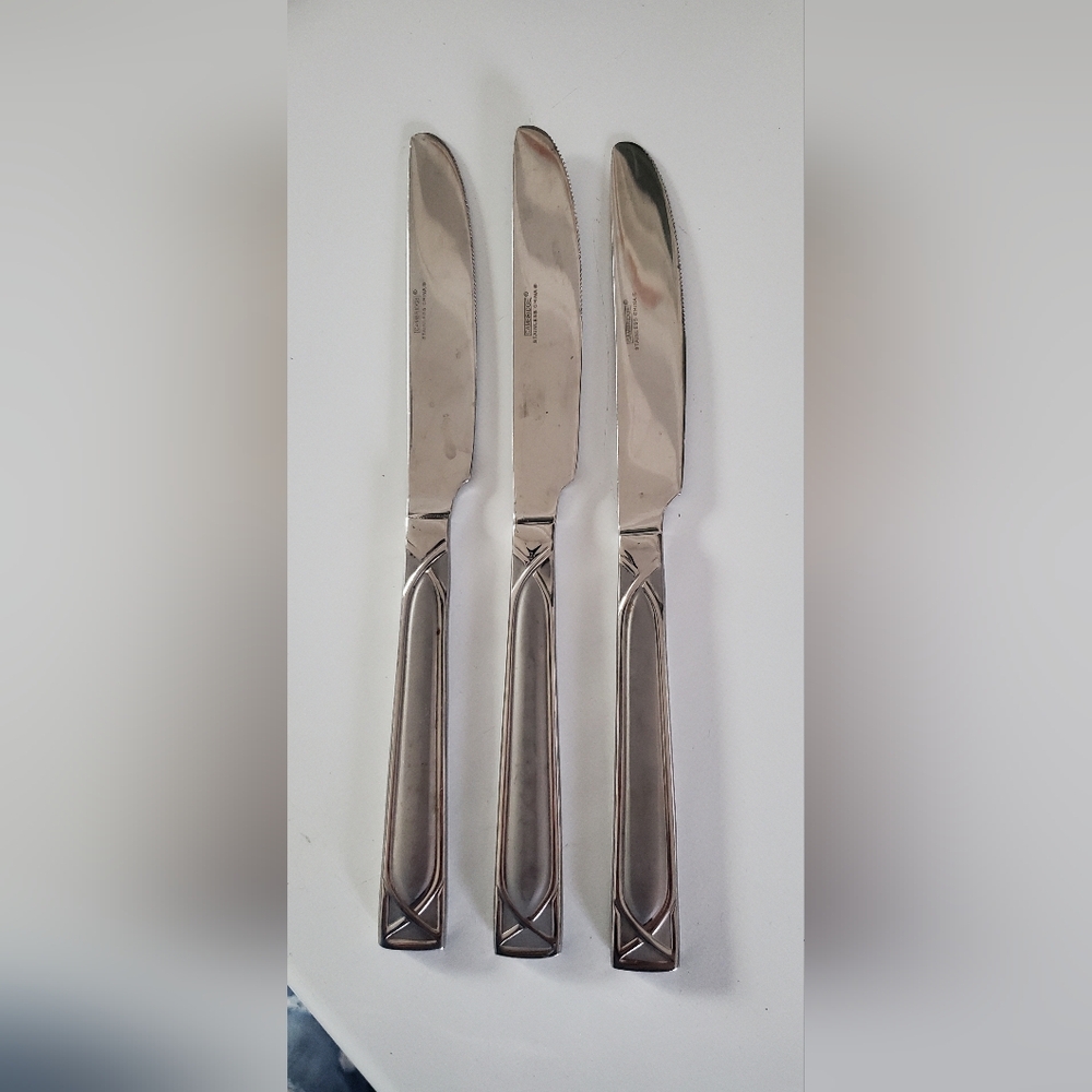 Cambridge Stainless Crossroad Sand Pattern Dinner knives‎
